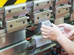 東莞五金沖壓廠，沖壓車間如何降噪？-誠瑞豐科技股份有限公司