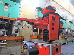 五金沖壓模具之單邊沖壓和雙邊沖壓-模具設(shè)計廠