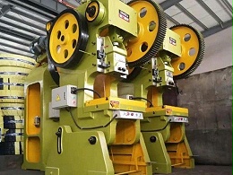 清遠(yuǎn)鈑金加工廠家的開式和閉式?jīng)_床介紹