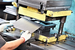 生產(chǎn)精密五金沖壓模具加工件，跳料怎么辦？-深圳誠(chéng)瑞豐公司