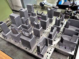 惠州五金沖壓廠，如何操作不銹鋼沖孔模？