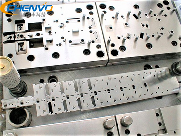 五金沖壓模具圖片