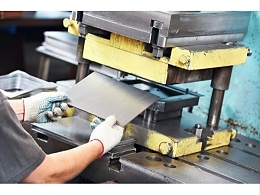 什么是香港五金沖壓件加工廠？生產(chǎn)材料及設(shè)備有哪些？