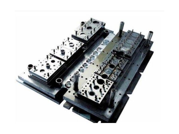 在深圳如何選擇五金沖壓模具廠家 在深圳如何選擇五金沖壓模具廠家