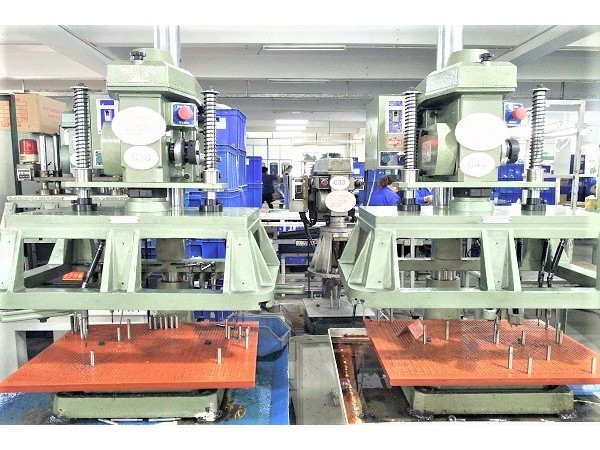 深圳哪里有五金沖壓件鈑金加工廠(chǎng)？