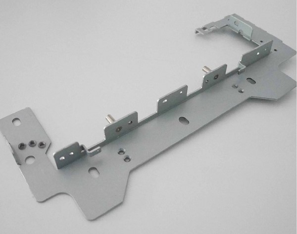 鈑金加工激光切割優(yōu)勢(shì)：優(yōu)化工藝，提高效率，降低成本