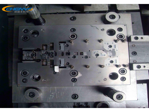 五金模具沖裁間隙對(duì)沖壓件質(zhì)量的影響 五金模具沖裁間隙對(duì)沖壓件質(zhì)量的影響