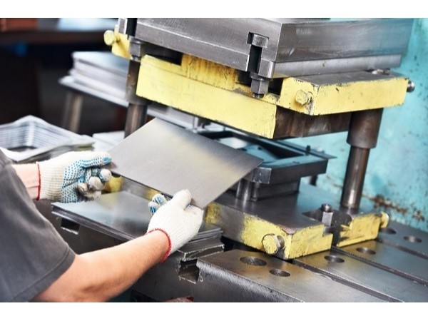 福建五金沖壓件加工廠，9種方法防止拉伸件折皺