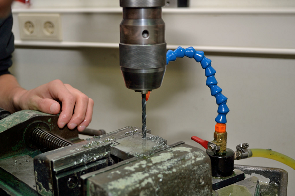 佛山五金沖壓模具廠-臺(tái)鉆圖片