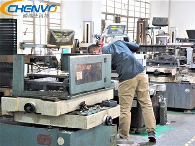 精密五金沖壓模具加工跳廢料，怎么解決？