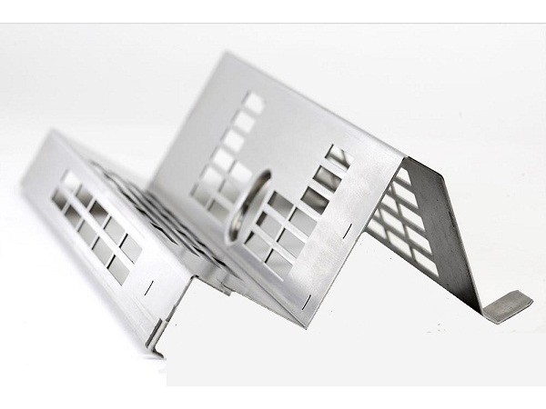 鋁單板鈑金加工的要求和特點(diǎn)有哪些？