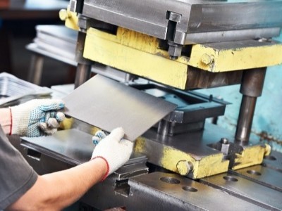 五金沖壓廠家，伺服壓力機的詳細介紹