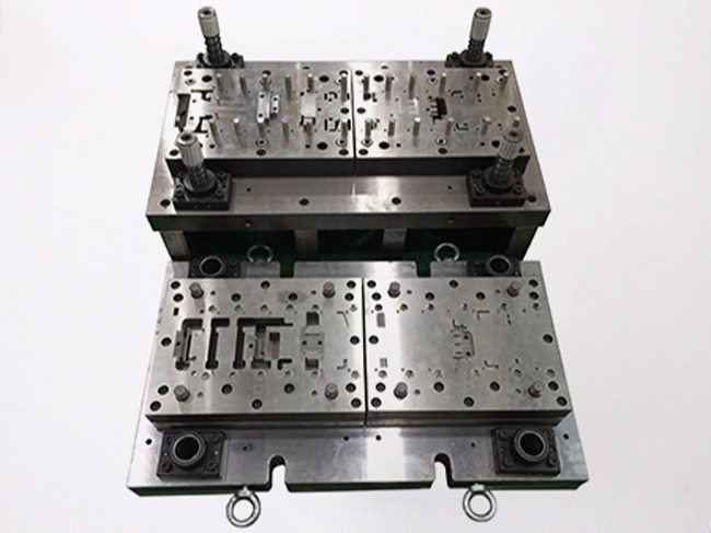 精密五金沖壓連續(xù)模 精密五金沖壓連續(xù)模